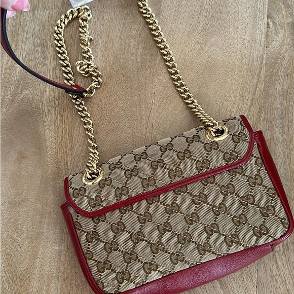 Gucci GG marmont. Red leather and monogram. - Picture 3 of 6